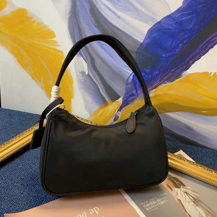 202103SS新作 Prada プラダ レディース ショルダーバックスーパーコピー