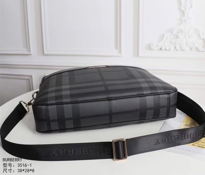 2021SS新作 Burberry バーバリー メンズ ハンドバックスーパーコピー