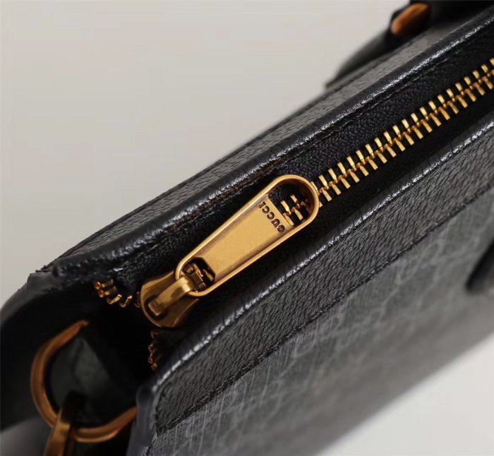 202103SS新作 Gucci グッチ メンズ ハンドバックスーパーコピー