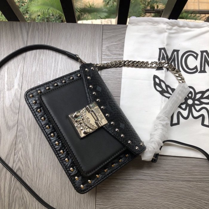 2020SS新作 MCM エムシーエム レディース ショルダーバック スーパーコピー