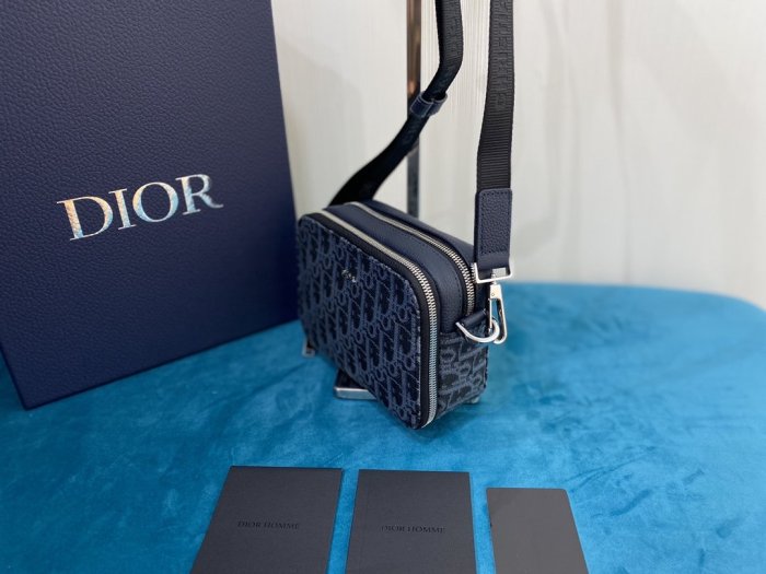 2020SS新作 Dior ディオール メンズ ショルダーバック スーパーコピー