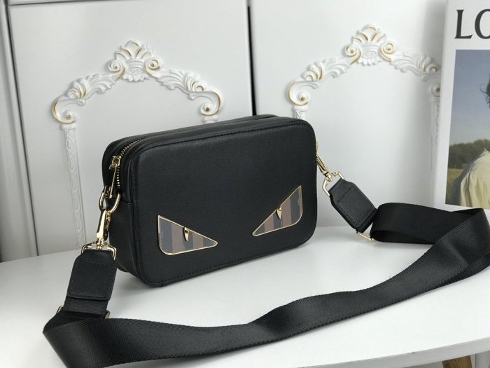 202103SS新作 FENDI フェンディ ショルダーバック スーパーコピー