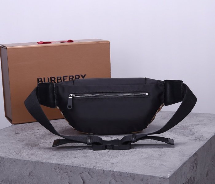 202103SS新作 Burberry バーバリー メンズ ショルダーバック スーパーコピー