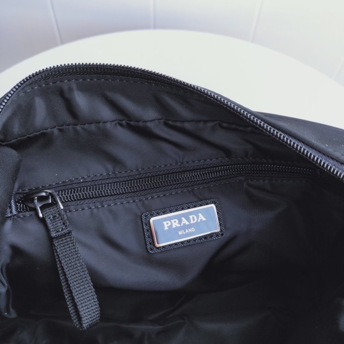 202103SS新作 メンズ Prada プラダ ショルダーバックスーパーコピー
