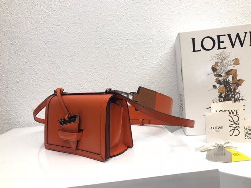 202106SS新作 LOEWE ロエベ レディース ショルダーバッグスーパーコピー