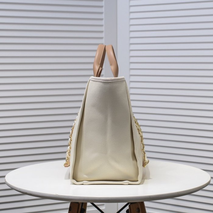 2021SS新作 シャネル Chanel ショルダーバック スーパーコピー