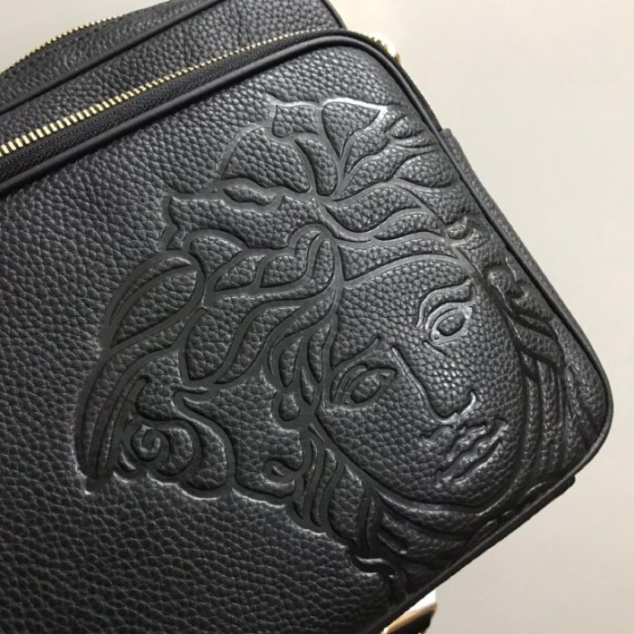 202106SS新作 Versace ヴェルサーチェ メンズ ショルダーバッグ スーパーコピー