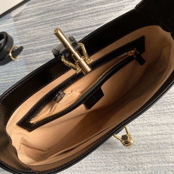 2021SS新作Gucci グッチ レディースショルダーバッグスーパーコピー