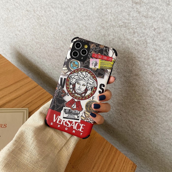 新作 iphone11/11pro/11pro maxケース人気潮流 耐衝撃 芸能人愛用 2色