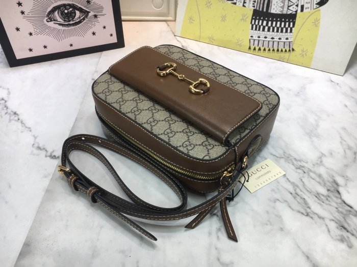 2021SS新作Gucci グッチ レディースショルダーバッグスーパーコピー