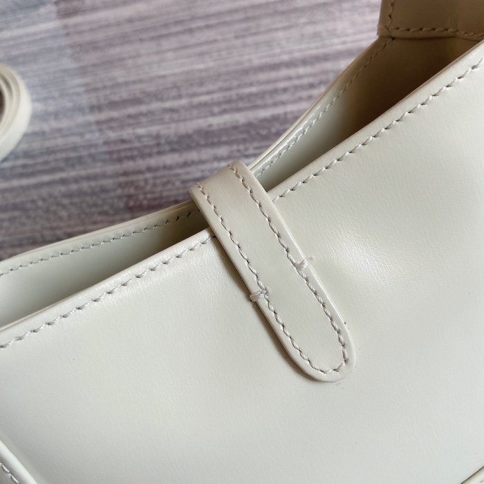2021SS新作Gucci グッチ レディースショルダーバッグスーパーコピー