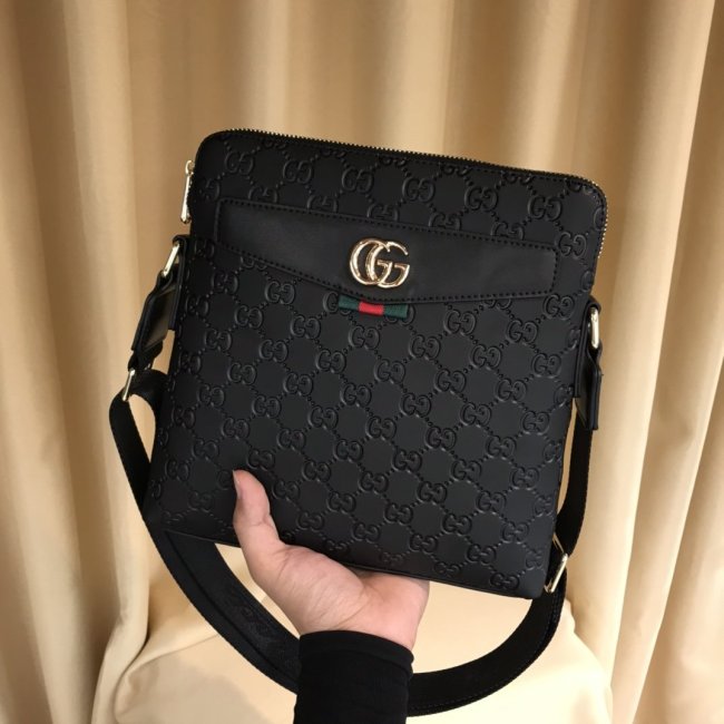 2020SS新作 Gucci グッチ メンズ ショルダーバックスーパーコピー