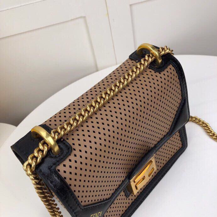 2020SS新作 FENDI フェンディ レディース ショルダーバック スーパーコピー