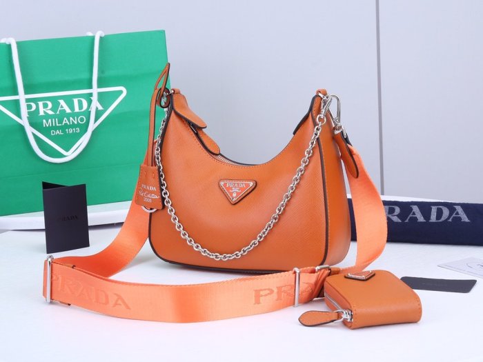 202103SS新作 Prada プラダ レディース ショルダーバックスーパーコピー