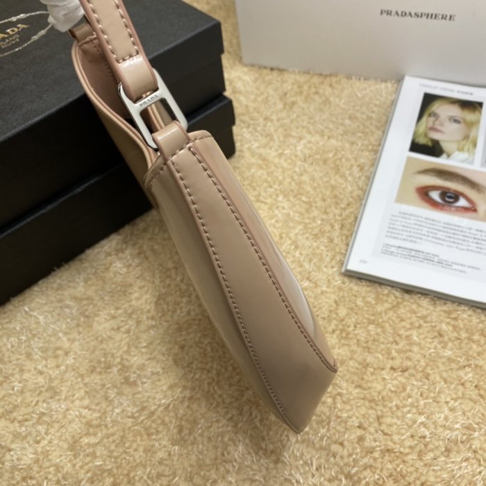 202103SS新作 Prada プラダ レディース ショルダーバックスーパーコピー