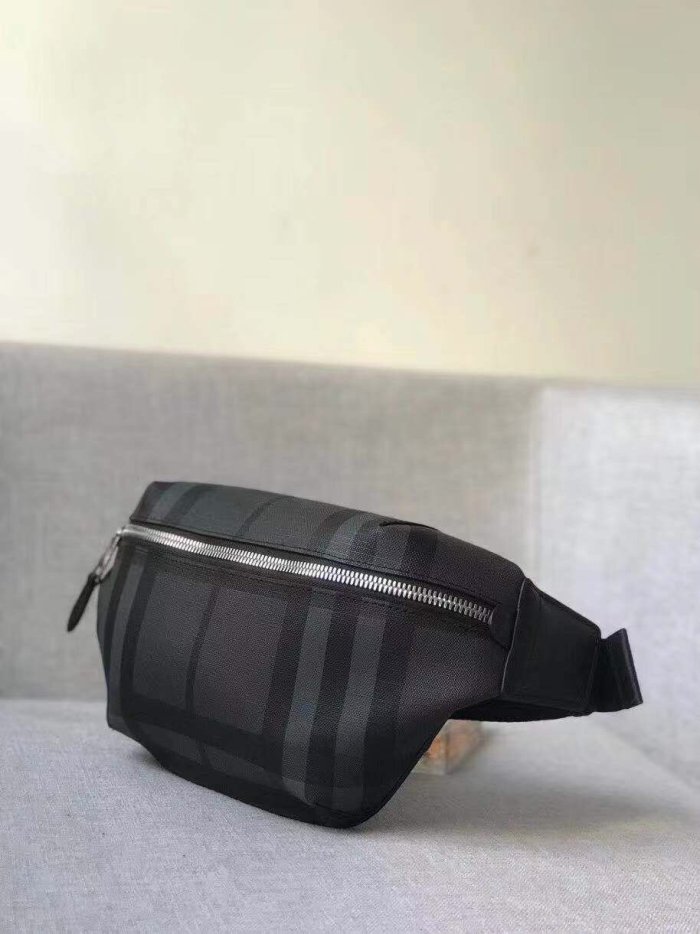 2020SS新作 Burberry バーバリー メンズ ショルダーバック スーパーコピー