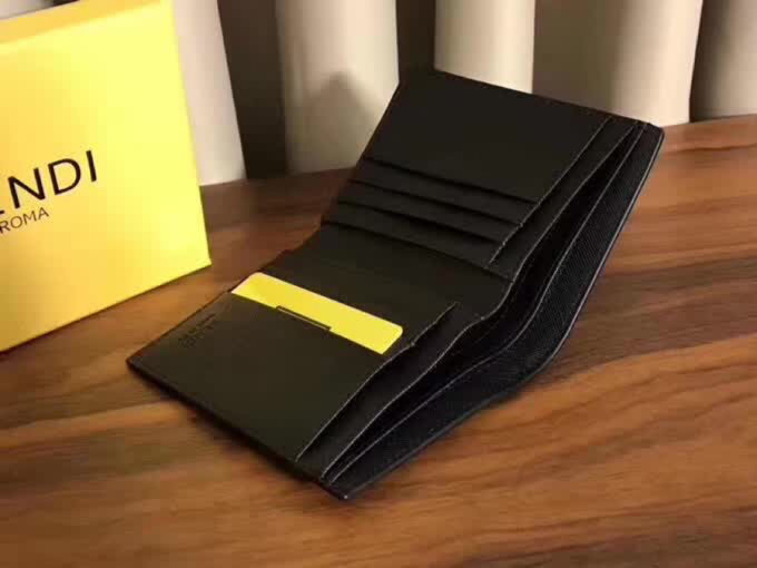 2020SSフェンディ FENDI 新作通販 短財布 スーパーコピー