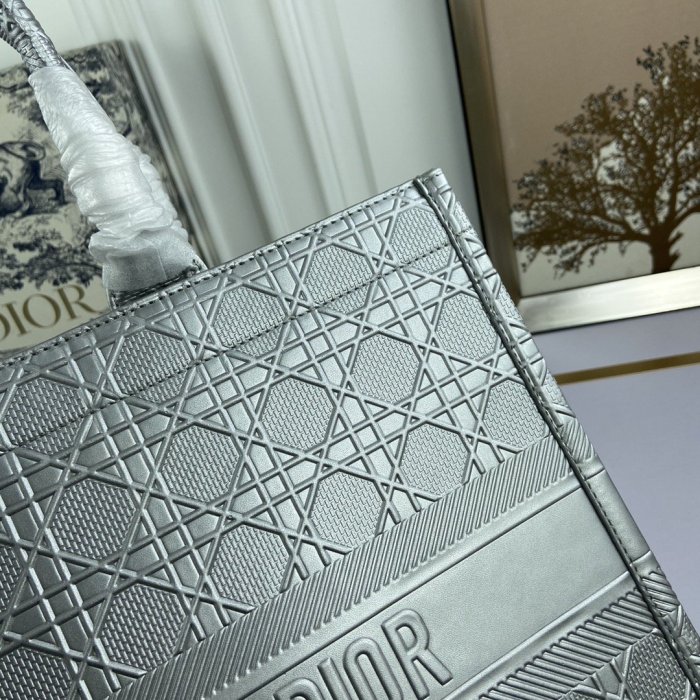 2020SS新作 Dior ディオール レディースハンドバックスーパーコピー