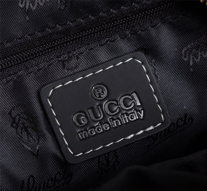 2020SS新作 Gucci グッチ メンズ ショルダーバックスーパーコピー