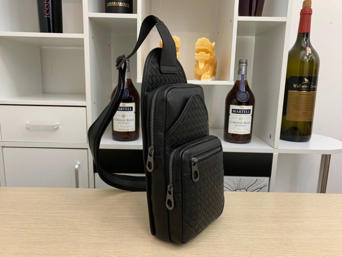 2020SS新作 Bottega Veneta ボッテガヴェネタ ショルダーバック スーパーコピー