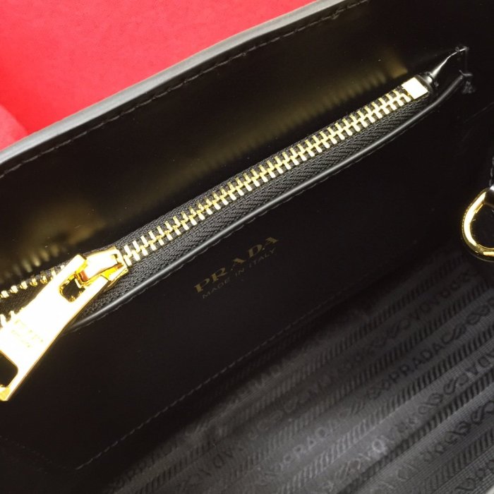 2021SS新作 Prada プラダ レディース ショルダーバックスーパーコピー
