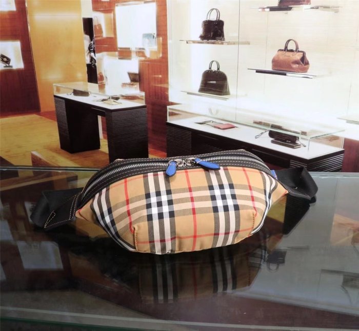 2020SS新作 Burberry バーバリー メンズ ショルダーバック スーパーコピー