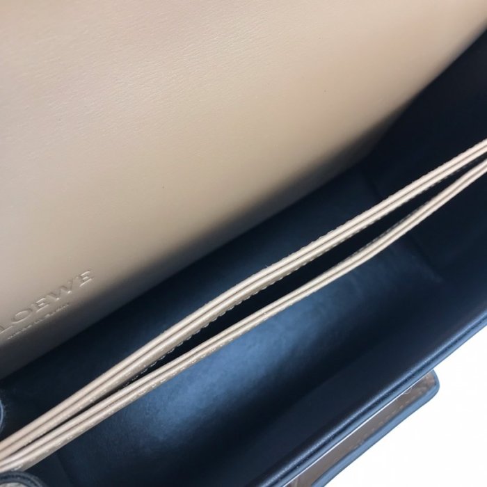 202106SS新作 LOEWE ロエベ レディース ショルダーバッグスーパーコピー