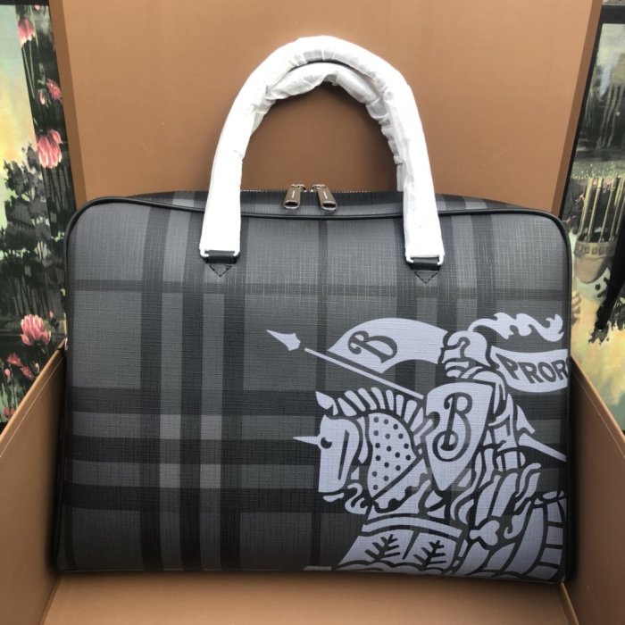 202105SS新作 Burberry バーバリー メンズ ハンドバック スーパーコピー
