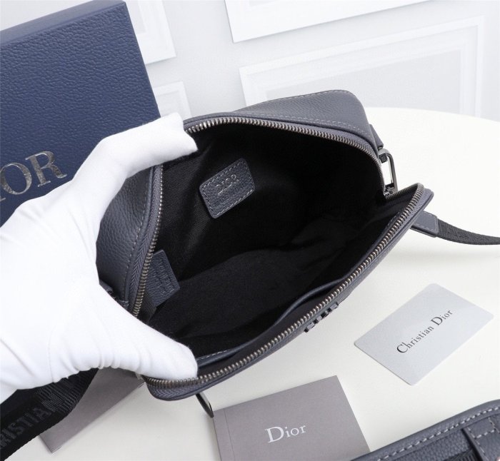 2021SS新作 Dior ディオール メンズ ショルダーバック スーパーコピー