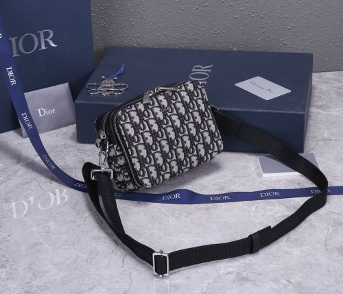 202103SS新作 Dior ディオール メンズ ショルダーバックスーパーコピー