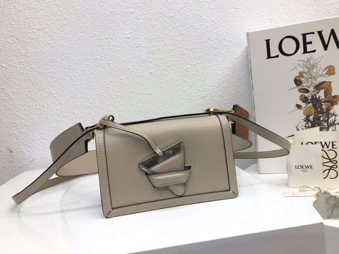 202106SS新作 LOEWE ロエベ レディース ショルダーバッグスーパーコピー