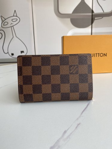 202103SSルイヴィトン LOUIS VUITTON 新作通販 短財布 スーパーコピー