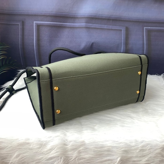 2020SS新作 FENDI フェンディ レディース ショルダーバック スーパーコピー