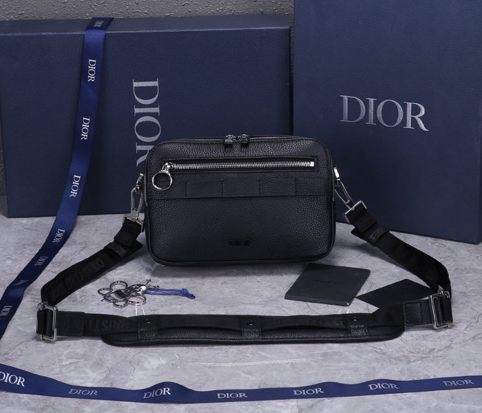 2020SS新作 Dior ディオール メンズ ショルダーバック スーパーコピー
