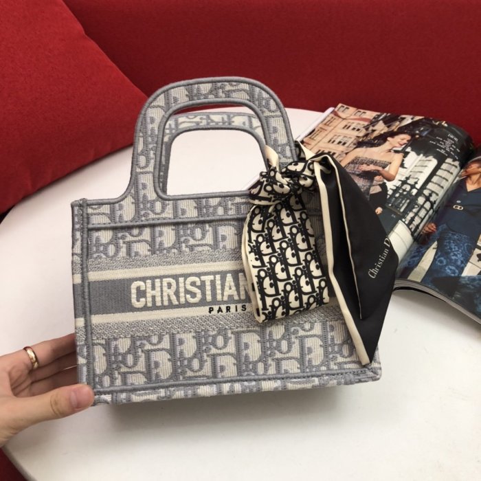 2020SS新作 Dior ディオール レディースハンドバックスーパーコピー