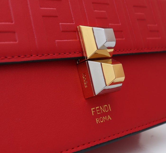 202103SS新作 FENDI フェンディ レディースショルダーバックスーパーコピー
