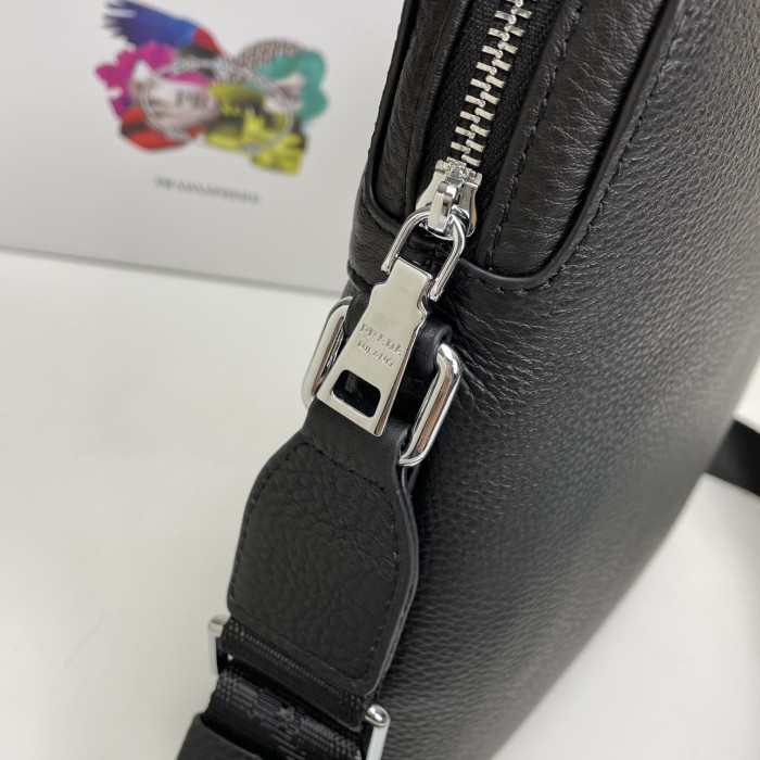 202103SS新作 メンズ Prada プラダ ショルダーバックスーパーコピー
