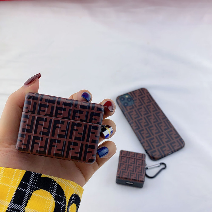 フェンディ/Fendi ケース最新全機種+ イヤホン収納ケース