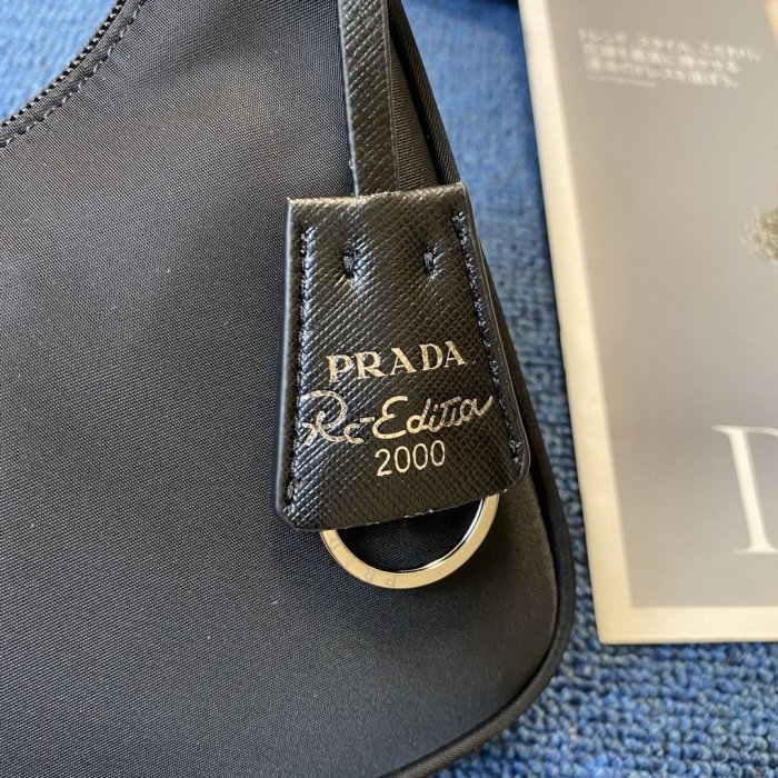 202103SS新作 Prada プラダ レディース ショルダーバックスーパーコピー