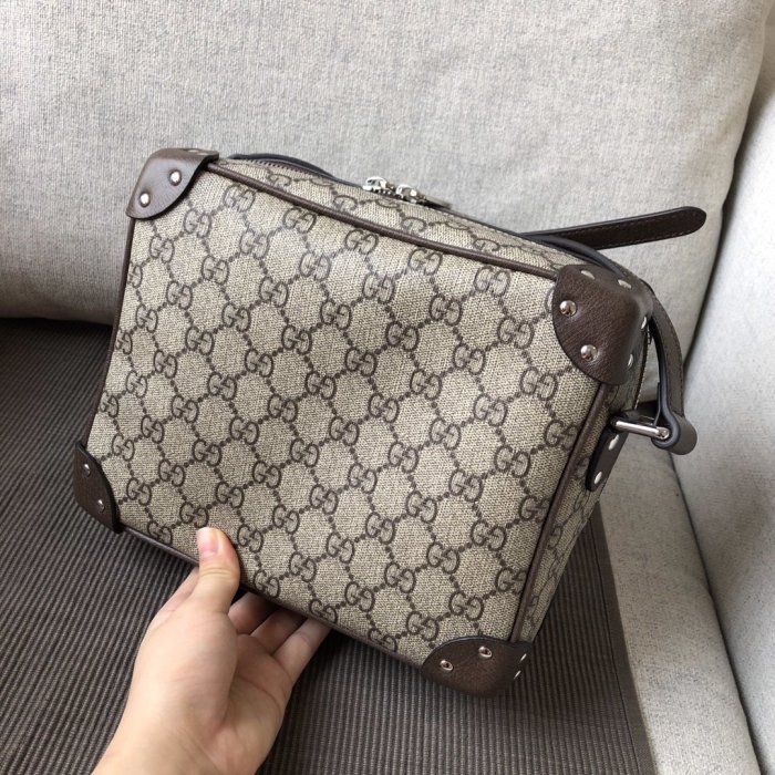 2020SS新作 Gucci グッチ メンズ ショルダーバックスーパーコピー