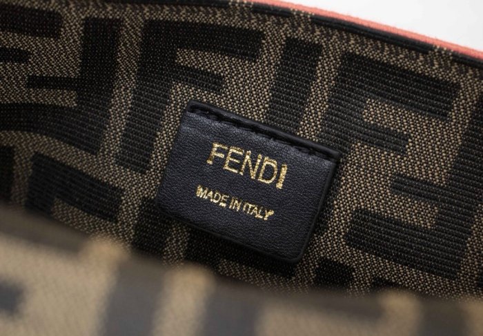 202103SS新作 FENDI フェンディ レディースショルダーバックスーパーコピー