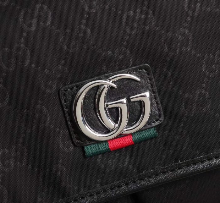 2020SS新作 Gucci グッチ メンズ ショルダーバックスーパーコピー