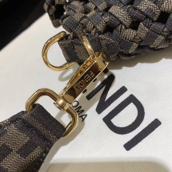 2020SS新作 FENDI フェンディ レディース ショルダーバック スーパーコピー
