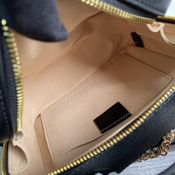 2021SS新作Gucci グッチ レディースショルダーバッグスーパーコピー