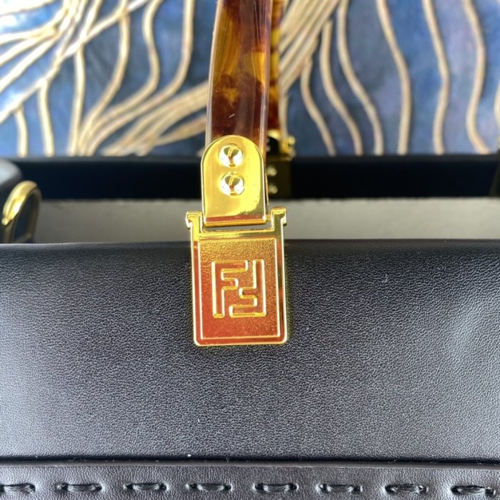 202103SS新作 FENDI フェンディ ハンドバック スーパーコピー