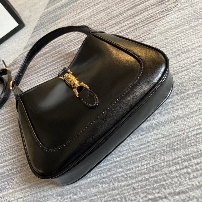 2021SS新作Gucci グッチ レディースショルダーバッグスーパーコピー
