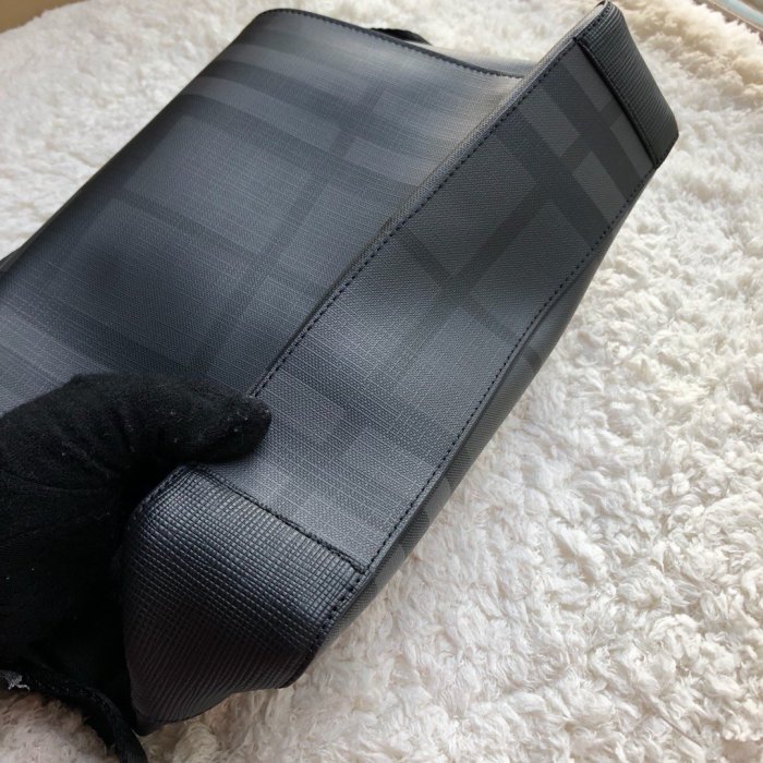 202103SS新作 Burberry バーバリー メンズ ショルダーバック スーパーコピー