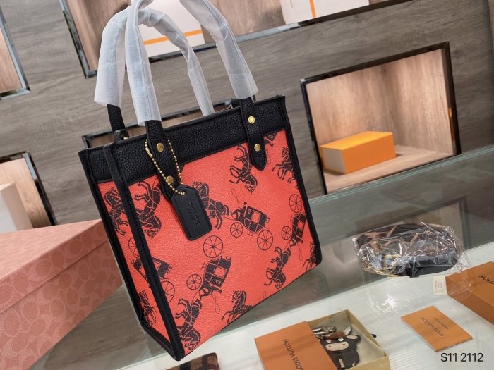 202106SS新作 Coach コーチ レディース ハンドバックスーパーコピー