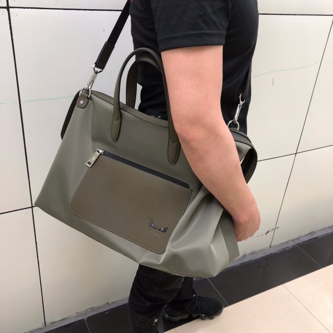 2020SS新作 FENDI フェンディ ショルダーバック スーパーコピー