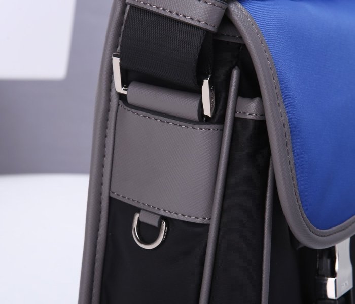 2021SS新作 メンズ Prada プラダショルダーバッグスーパーコピー